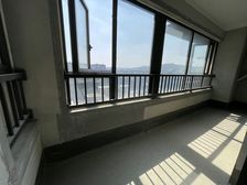 次新小区,小区中间位置,采光无遮挡