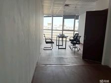 金源写字楼95租2800元