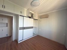 银泰附近原房东精装修,拎包入住