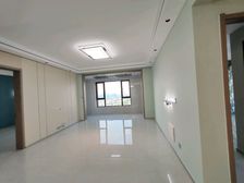 泰享嘉府三期,电梯小高层,老证可贷款,送字母车位,十七中