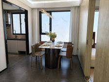 纯洋房社区,飞机户型,小区环境好,单价8开头