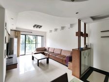 格林小城三期大三房,中间楼层,诚意出售