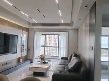 红摊音乐公园附近三房两厅两卫业主急售!