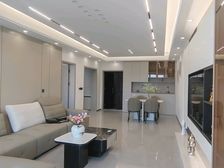 吾悦广场附近房子业主急售!