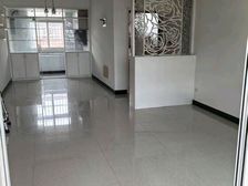 宝成佳园 125平三房两厅两卫 证满五