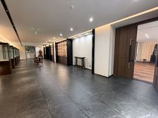 崂山区深圳路上 750平精装办公室 中创大厦 下楼地铁口