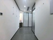 东江之星高层110方精装修2+1格局适合接待办公区6个卡位