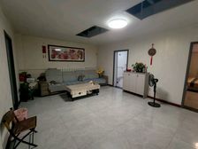 新华区,平房小院,精装两室,挨着火车站,华北四期,新盐百商场