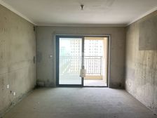 新五大道 中梁壹号院 四房送车位 大别山高中隔壁