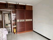 因换新房个人一手好房屋需出售,赠送10平方左右储藏室!