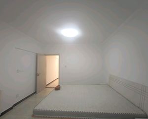 哈院 汇中广场 鑫城商贸广场电梯 2室1厅 老证 精装