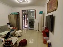 新航域82.76平南向2居 一楼带双院 生活自带小风景