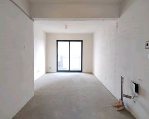 三盛国际 新中式精装厅通阳台2房 邻市人医万鸿新港名仕