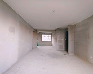 沁香路小学十五中阅湾香颂大平层一梯一户电梯入户四室送车位