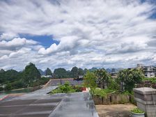 江景豪装复式带车位+大露台 兴进漓江郡府 七星区解放桥临江路