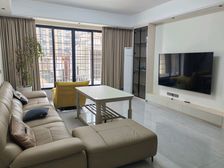 市中心 42.8 万送露台装修一年极少入住家具家电全送证在手
