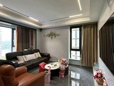 观澜府10楼以上江景房130方,四房两厅两卫,精装修178万