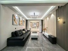 路北改善上海公馆旗舰版豪华装修带家具家电拎包入住116平