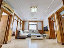 七中,人民路区委家属院,74平,三室,老证拎包入住赠储间