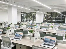 天河区地铁口优质创意园720方精装带家私 80元含税 免租长