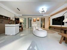 康健城一楼带花园 全新精装大三室