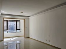 花园社区 小洋房 精装 新房三居 有业主餐厅