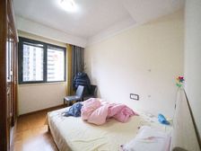佳兆业三期126平四房370万