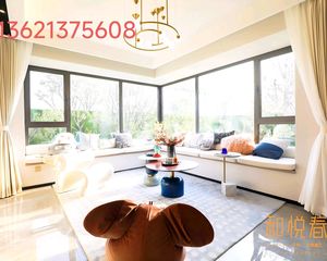 四号线首站,保利开发精装修洋房,来电享优惠,拎包入住配套齐全