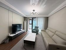 112万海信鸿扬世家送车位120平南北通透户型方正