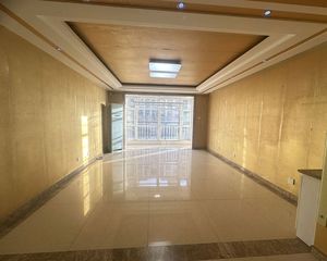 天域学府139平139万,三室南北通透,电梯三楼,带独立餐厅