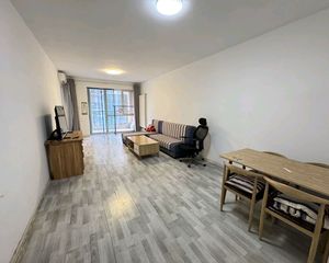 万达南区,六小,96.05平米全阳大两居,电梯中层58万