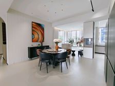 看江大平层一梯一户带两个车位前后花园五房三卫