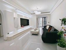 电梯三房 精装奶油风 全新未入住 精致温馨