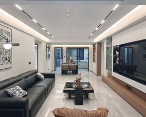 人民路次新小区,全新豪华大三房,现代轻奢风格中间楼层