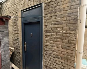 ?金融街??众益胡同??建面?15平米?尖顶可复试?