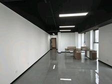 江西大厦78平米写字楼,现房出租,落地窗采光,24能源