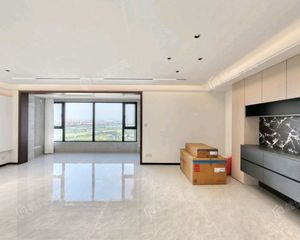 精装修带车位直接拎包入住寻找有缘人