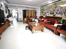 旭景花园洋房一楼采光超级好3/2/2卫144平售109万??