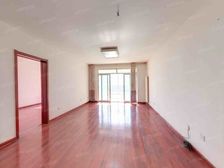 送车位地下室!靠地铁 路劲御景城 三叶草户型 中间楼层采光好