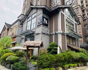 花园小独栋!年租58万,租约10年,带停车位,地铁近,稳定