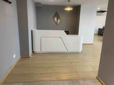 高新区五星酒店506平办公室高层,朝南湖景房可带办公家具出租