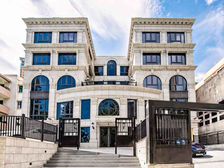 浅水湾道72号大宅 大宅内设家庭影院、健身室及卡啦OK房