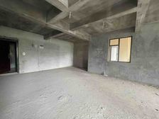 临近万达广场!单价五千多!现房!经典小三房!清水毛坯!证齐!