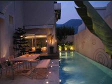 港岛独立门牌海景,泳池洋房,名人聚居地,尖子校网18区!