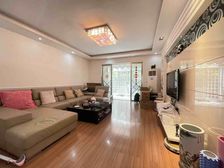 新天地商圈!旁!一楼带院子!带架空!大三房两卫!拎包入住