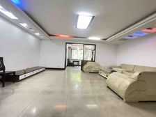 江津路旁步梯二楼单价三千多双湖景环绕南北通透证齐无税