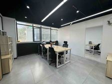 双11狂欢价!荔湾精装1一30人办公室丨大窗可注册水电全包