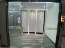 实拍!市中心三阳地铁口 精装带家具 面积158至229平可选