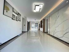 保利四房一口价79.8万,送前后花园,全屋定制衣柜。