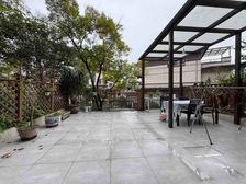 家具厂老板 龙洲湾阳光100豪装花园下叠别墅156平239万